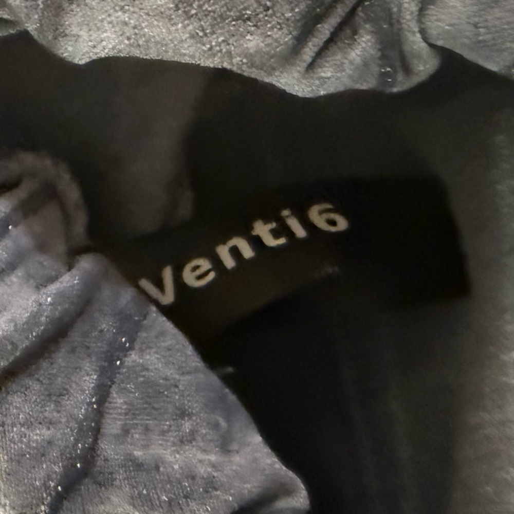 NWOT Venti6 Italian Crinkle Pinstripe Jogger size Large - Picture 4 of 4